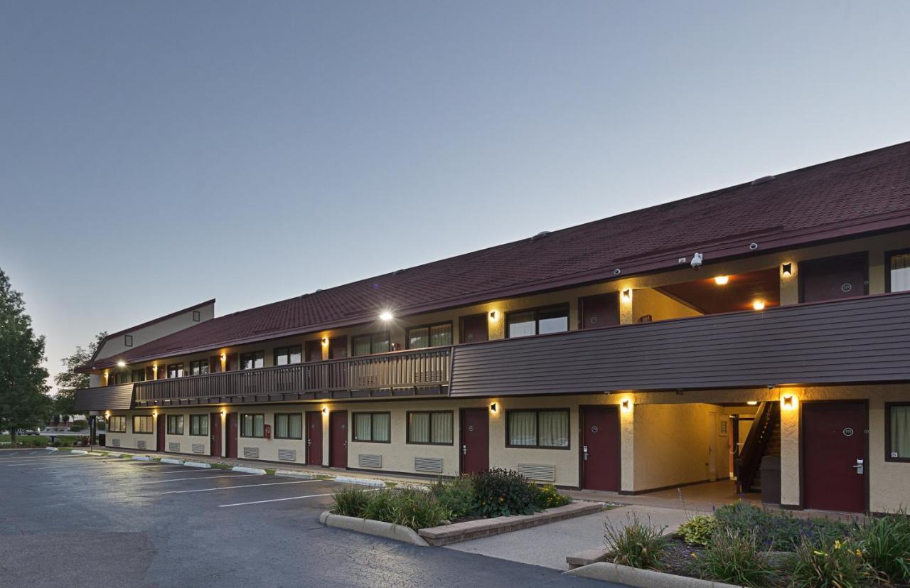 Red Roof Inn Lansing West - Msu Zewnętrze zdjęcie